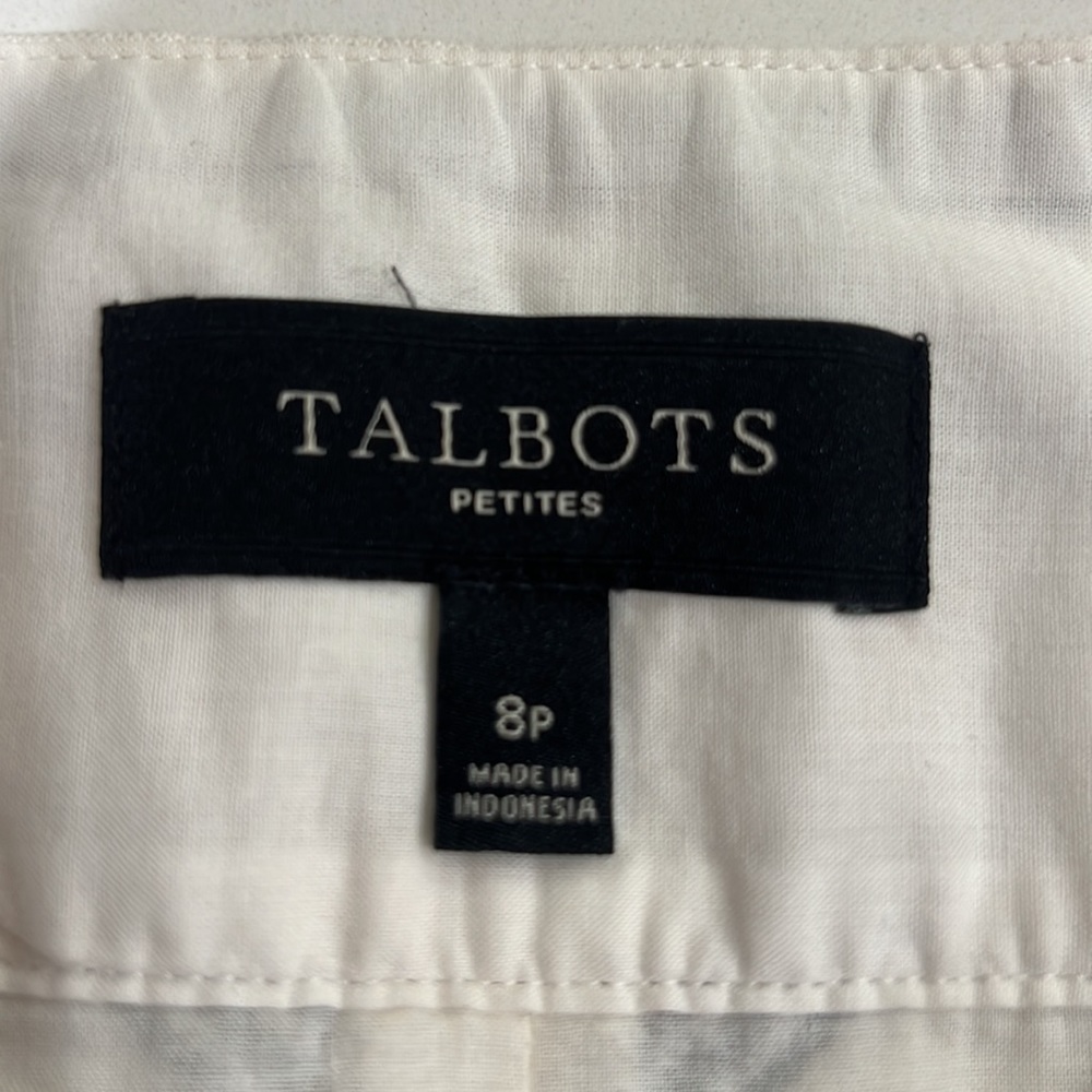 TALBOTS Skirt A-Line cream with stitch design. Size 8P - Picture 4 of 6